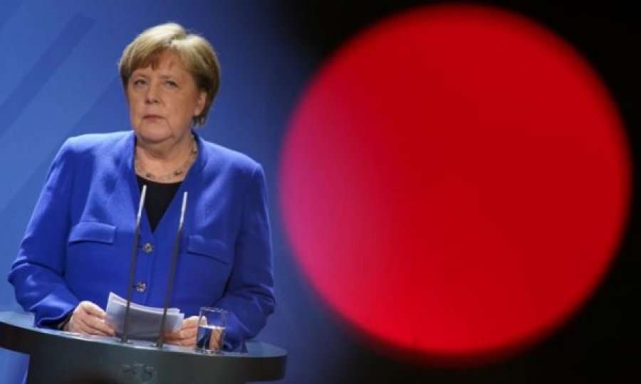 Kancelarja Merkel bën testin e dytë për koronavirus