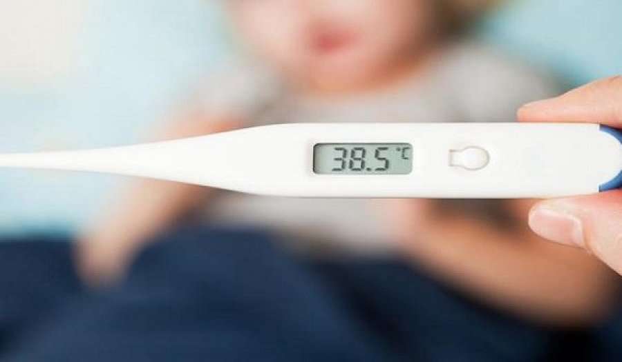 Si ta ulni temperaturën pa përdorur ilaçe