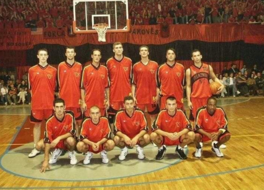 Vdes ish-basketbollisti i Vëllaznimit