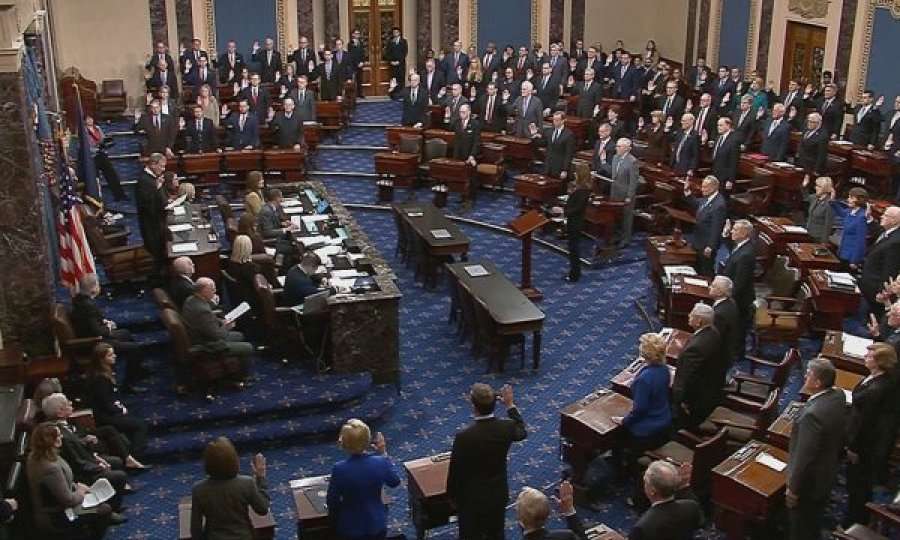 Senati amerikan miraton pakon e shpëtimit të ekonomisë