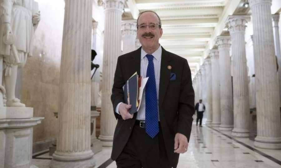 Engel: Kosova duhet ta heq taksën, SHBA të ritkthejë fondet e MCC-së