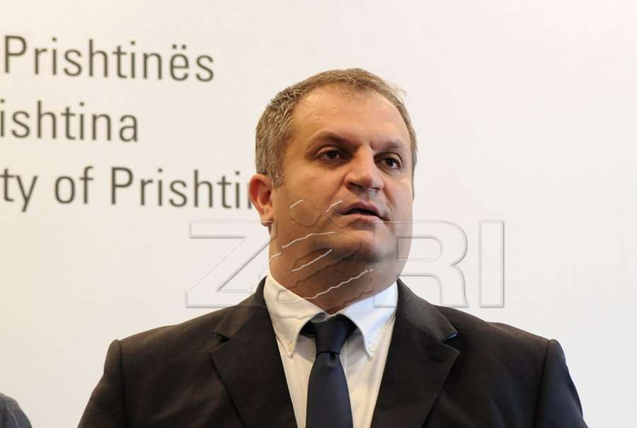 Ahmeti: Të hapen çerdhet e kafiteritë dhe të mbyllet karantina në Qendrën e Studentëve