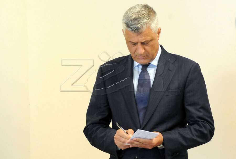 Thaçi publikon pamje, që thotë se janë të laboratorit të drogës të “Grupit të Kurtit”