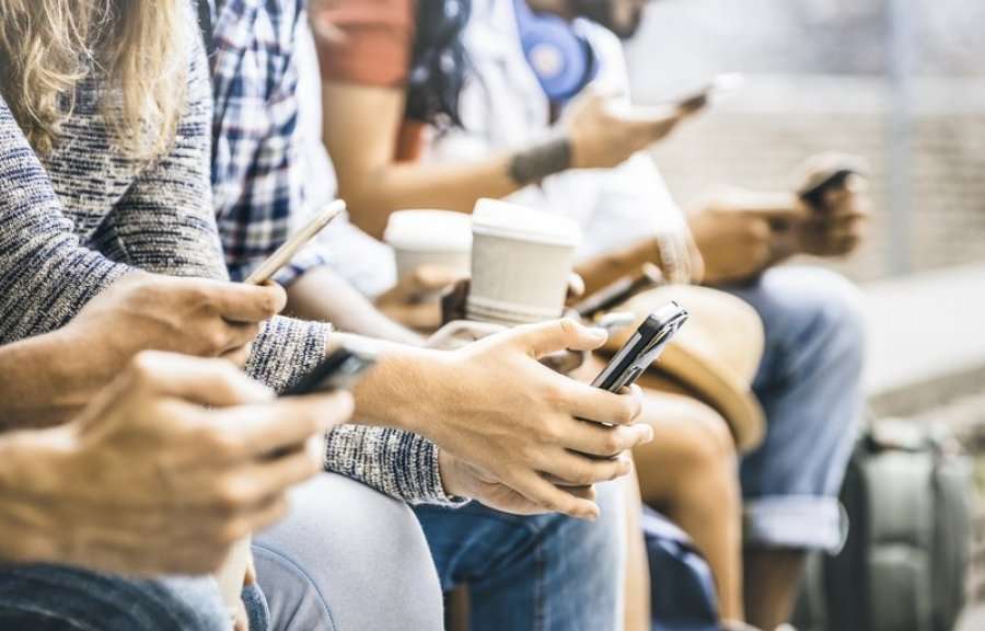 Këshilla për ruajtje të shëndetit gjatë përdorimit të telefonit
