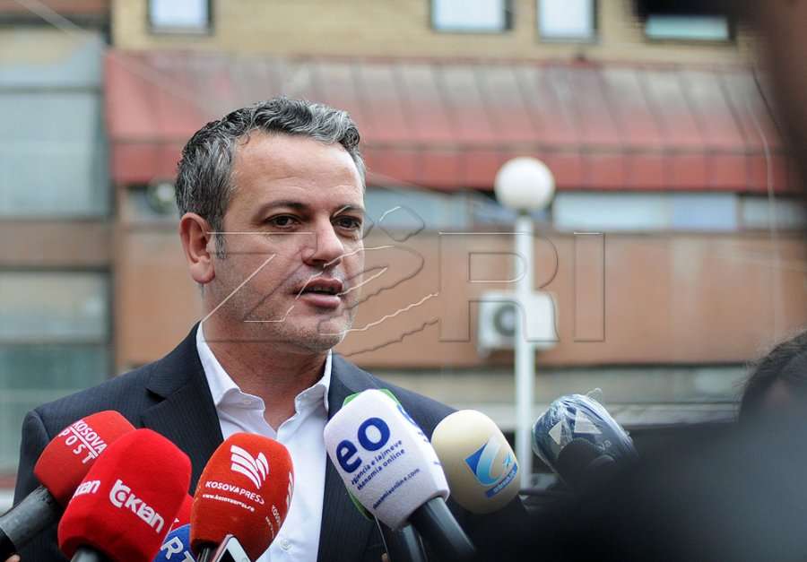 Gashi thotë se po e presin vendimin zyrtar të Kushtetueses për mbajtje të seancës
