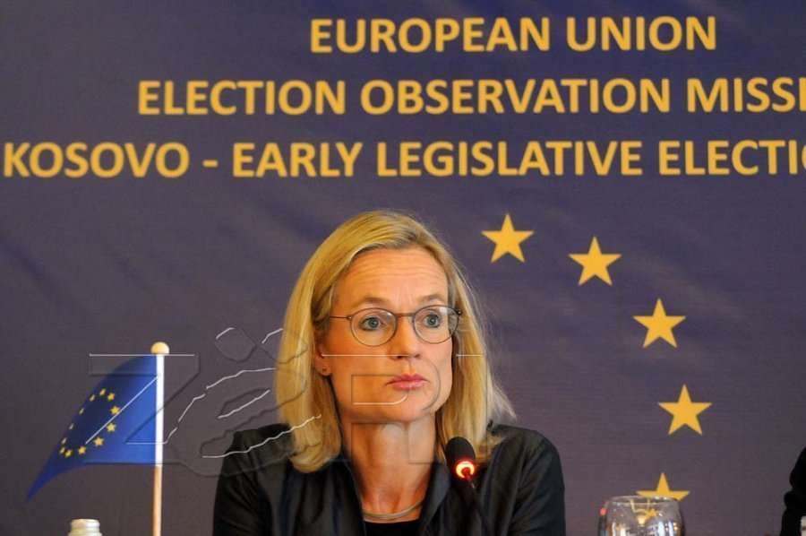 Von Cramon: Problemet nuk zgjidhen përmes protestave, respektojeni vendimin e Kushtetueses