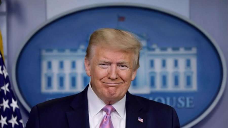 “Twitter”-i fsheh postimin e Trumpit, thotë se “madhëroi dhunën”
