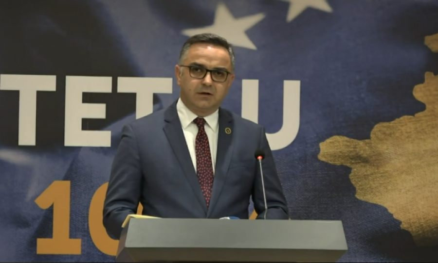 Besnik Tahiri flet për emrat e ministarve nga AAK-ja
