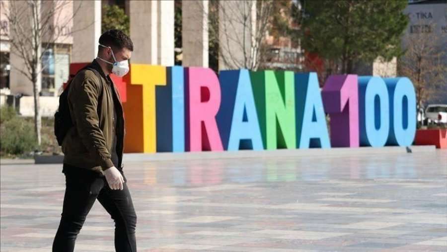 Tetë të vdekur dhe 602 raste të reja me COVID-19 në Shqipëri
