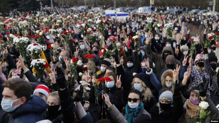 Vazhdojnë protestat anti-qeveritare në Bjellorusi