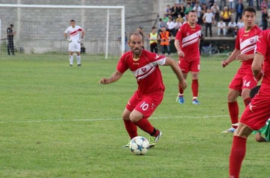 Gashi: Trajneri i Besës e bënte veten 'profesor' dhe e vlerësonte Superligën 'hajgare'