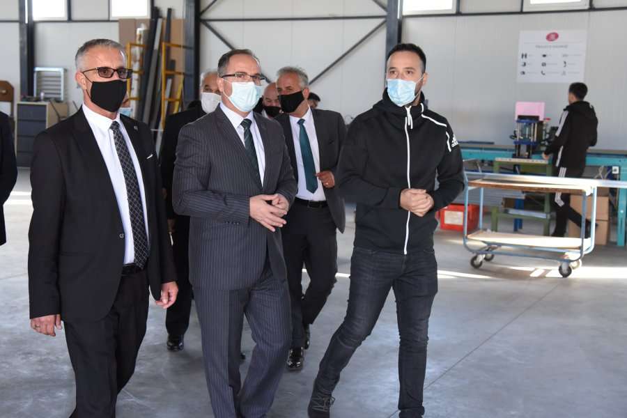 Krasniqi: Prodhuesi vendor gjithmonë prioritet për mua si ministër i Tregtisë