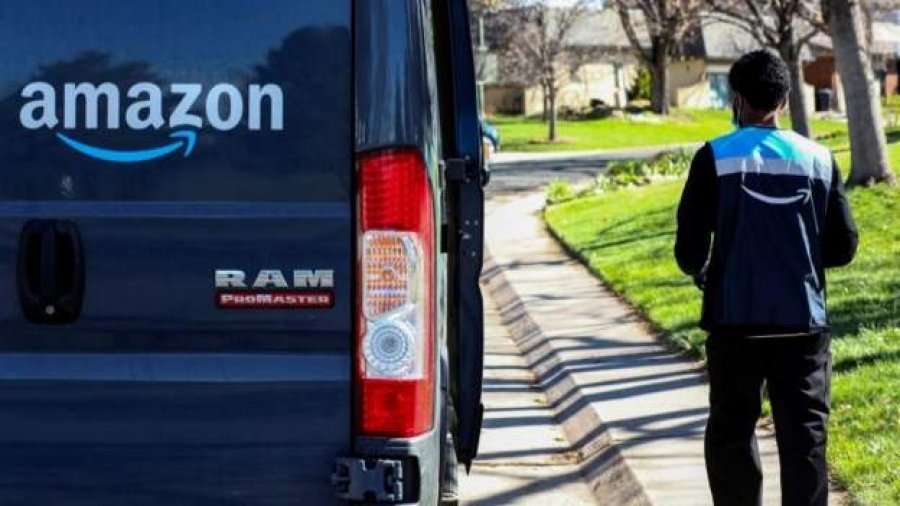 “Amazon” hap 100.000 vende të reja pune në SHBA dhe në Kanada