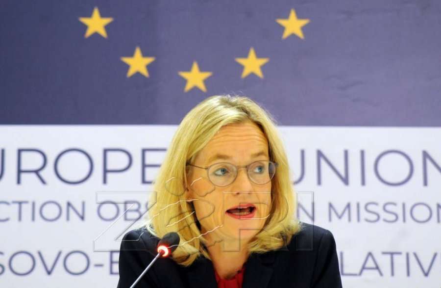 Cramon reagon pas deklaratave të Hotit se në Bruksel nuk do flitet për Asociacionin