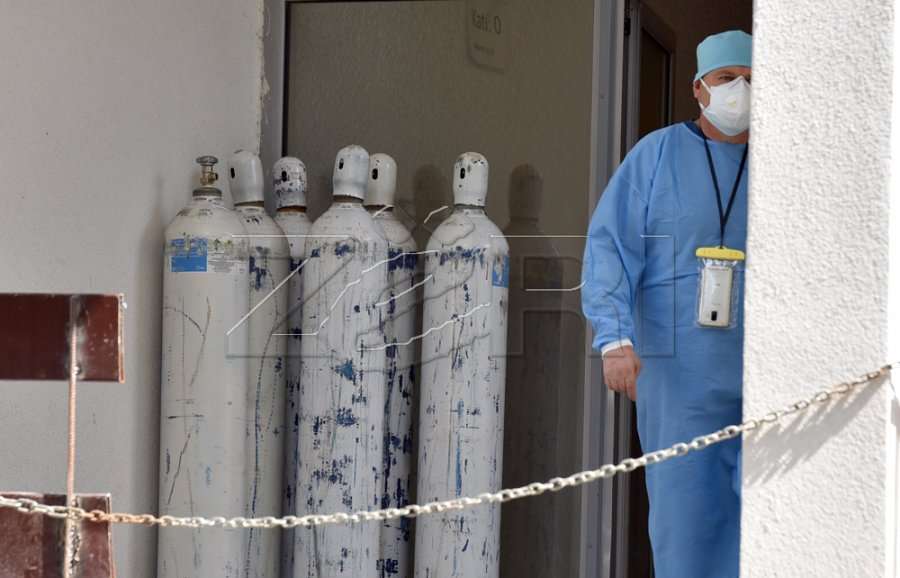 Tre të vdekur në 24 orët e fundit dhe 76 raste të reja me COVID-19