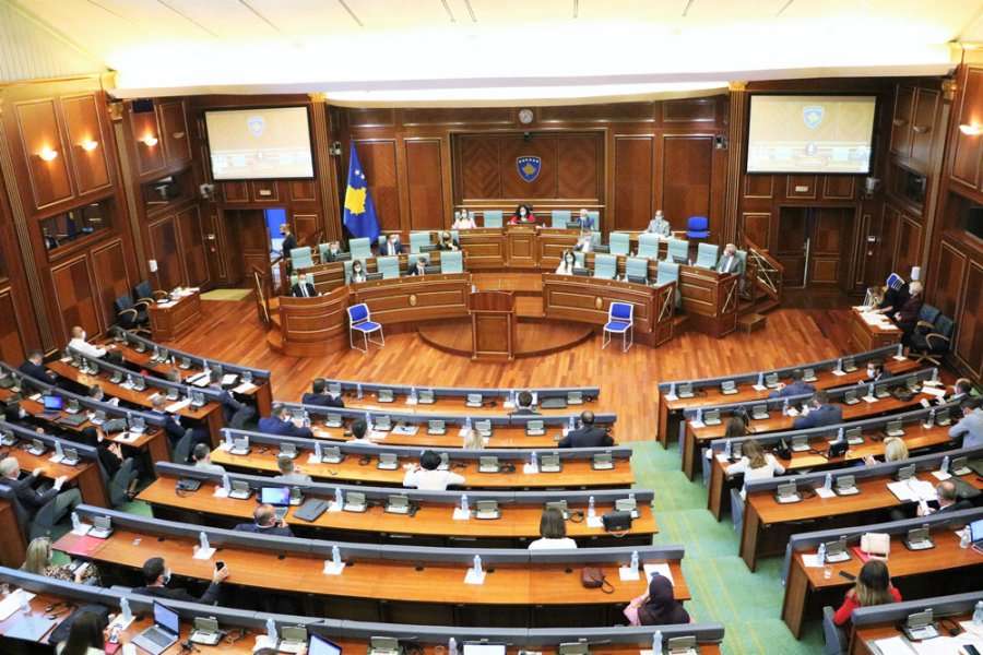 Deputetët kthehen nga pushimet, Kuvendi nesër vazhdon seancën
