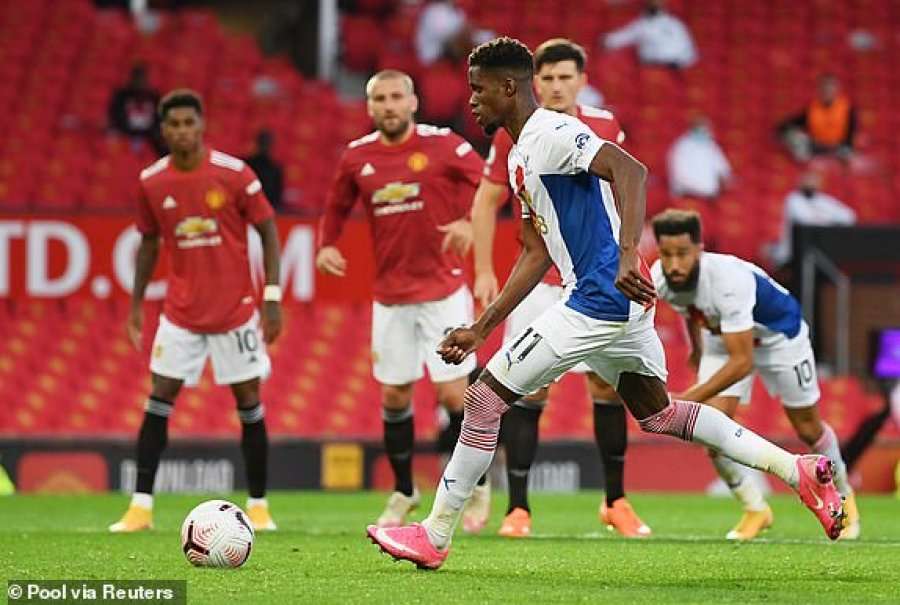 Manchester United bie në “Old Trafford” mposhtet nga Crystal Palace