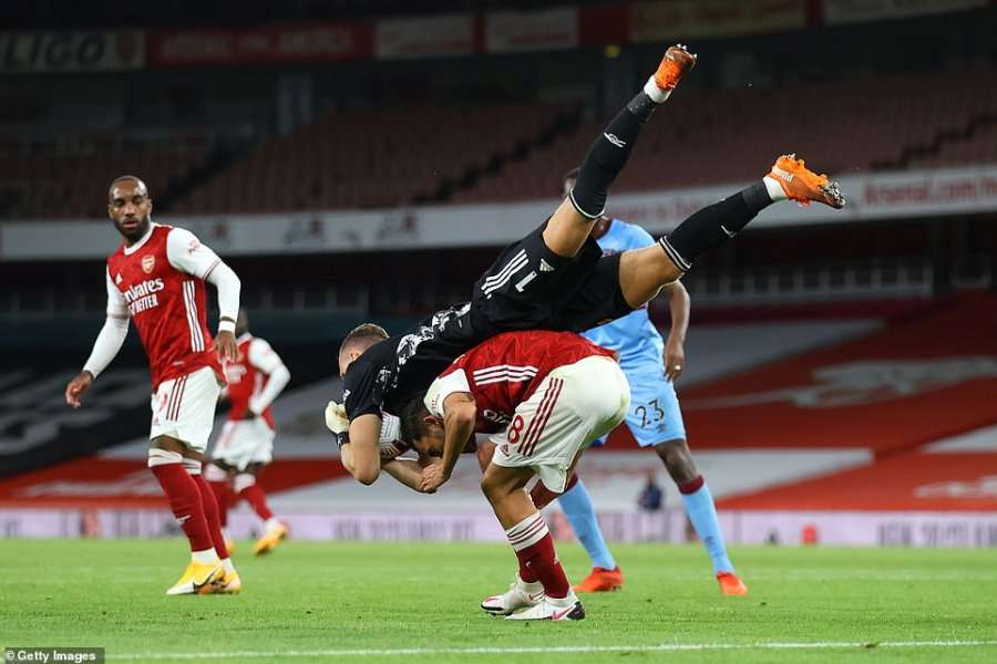Arsenal – West Ham, ky ishte futbollisti i ndeshjes