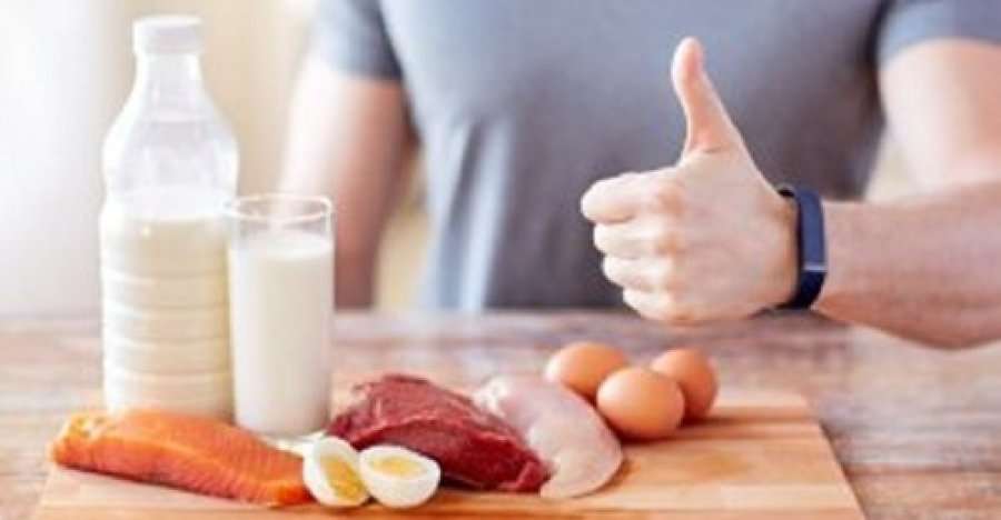 3 shenjat që tregojnë se jeni në mungesë të proteinave