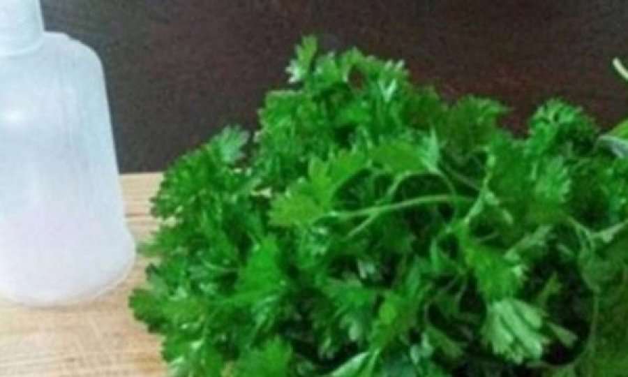 Thuajini mirupafshim rrudhave, njollave dhe puçrave me këtë recetë
