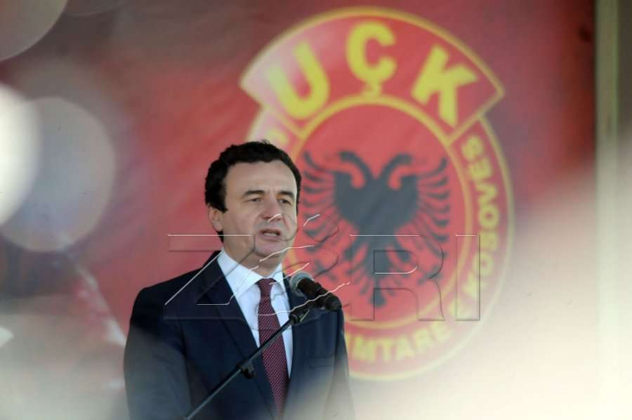 Zyrtari i PDK-së thumbon Kurtin, thotë se e urren UÇK-në dhe mbështet Gjykatën Speciale