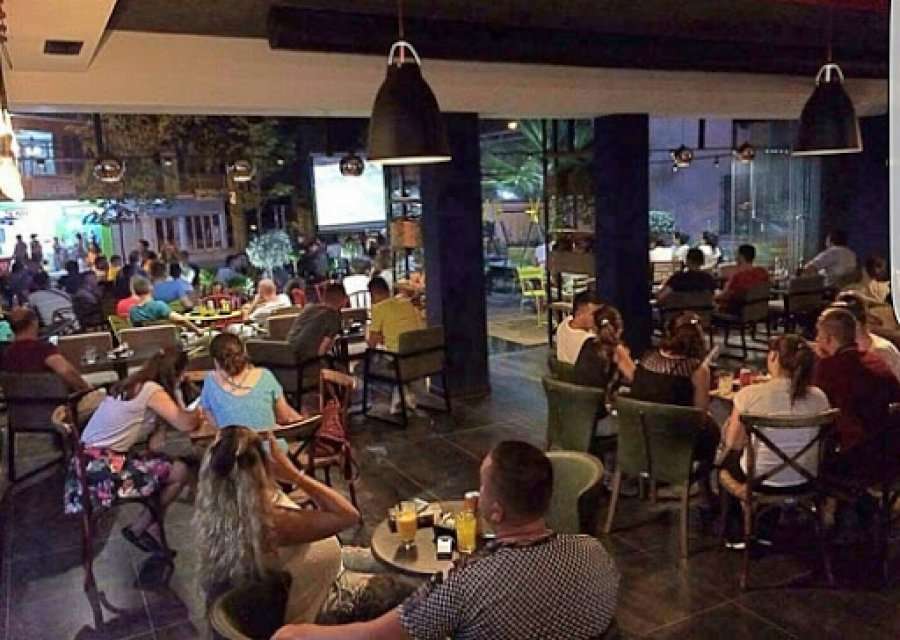 Ndalja e muzikës pas orës 21:00 në lokale shfaq pakënaqësi të gastronomët