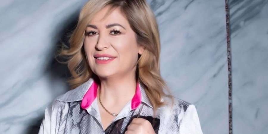 Violeta Kajtazi publikon këngën e re