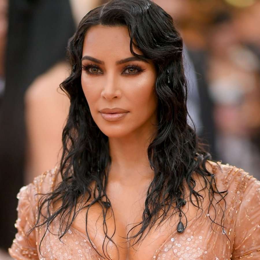 Kim Kardashian, zyrtarisht miliardere
