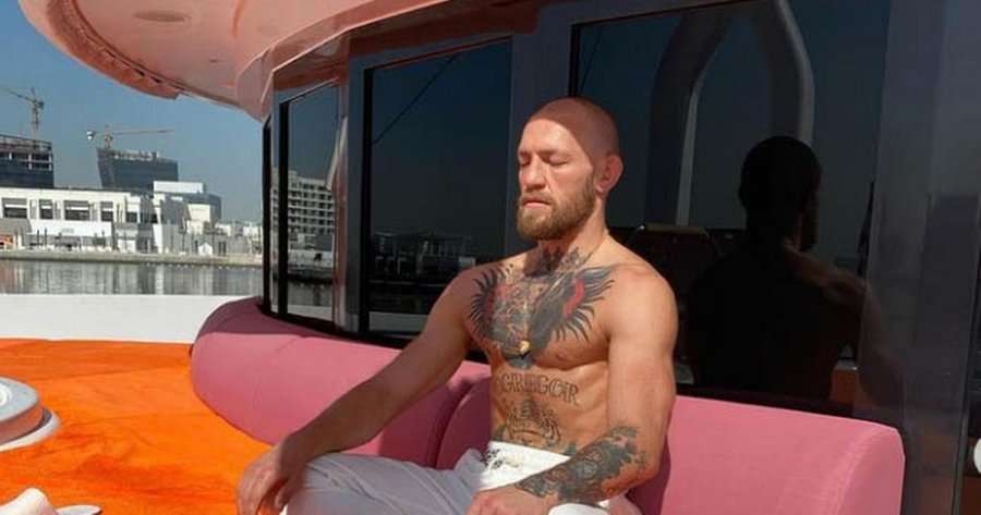 McGregor, përkrah Enca Haxhiut në Dubai