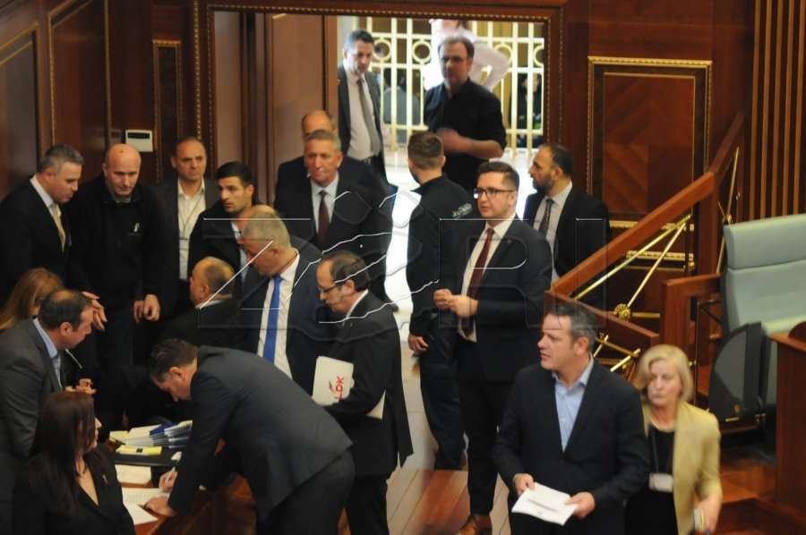 Deputetët e LDK-së që mund të mbesin jashtë Kuvendit