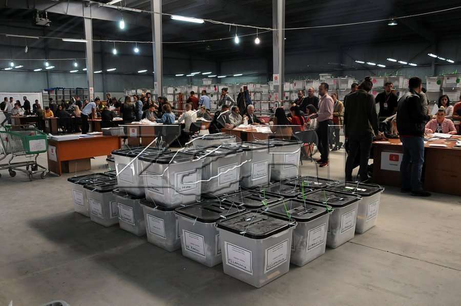 Nesër bëhet rinumërimi i 12 vendvotimeve