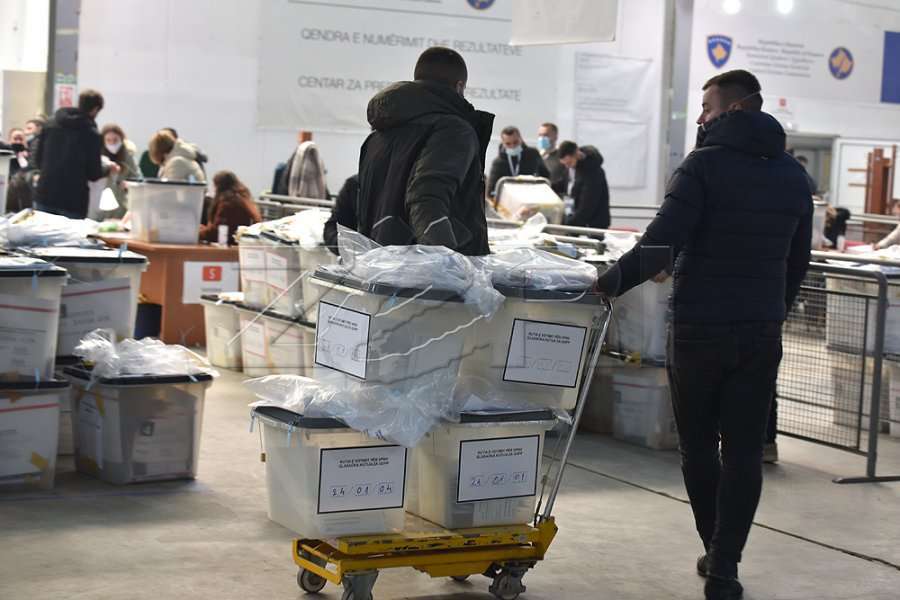 KQZ-ja vendos t’i rinumërojë 468 vendvotime dhe 35 kuti me vota