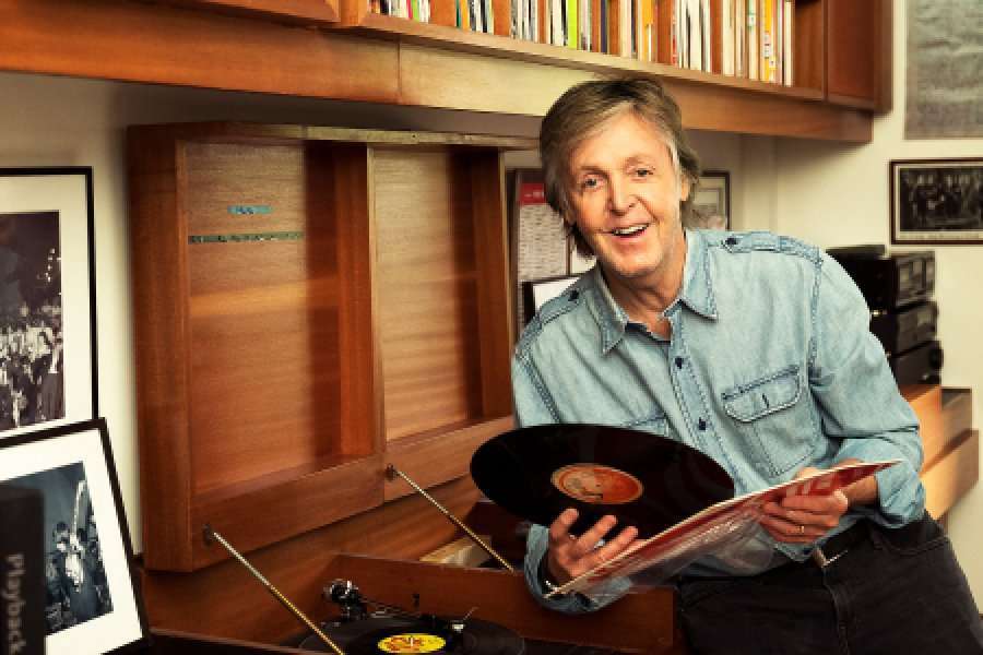 Kujtimet e këngëtarit Paul McCartney publikohen në nëntor