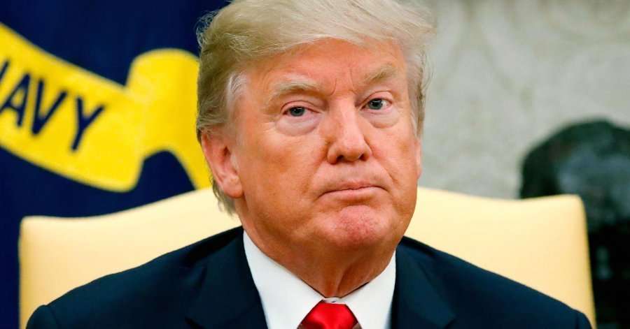Snapchat mbyll përgjithmonë llogarinë e Trump