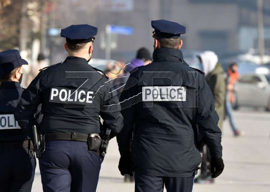 Qeveria ndan 6.5 milionë euro për bizneset, 8 milionë për punëtorët shëndetësorë dhe policët