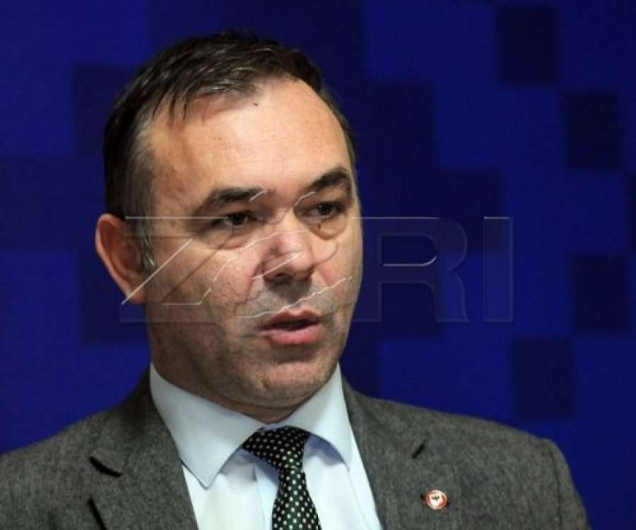 Berisha: Kurti ka dorëzuar shkresë garantuese vetëm për Selimin, kjo nuk është e ndershme