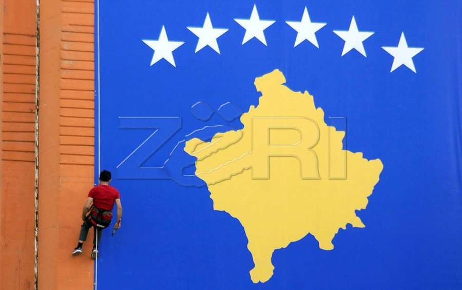 “Politika”: Dhjetë shtete të gatshme të tërheqin njohjen e pavarësisë së Kosovës