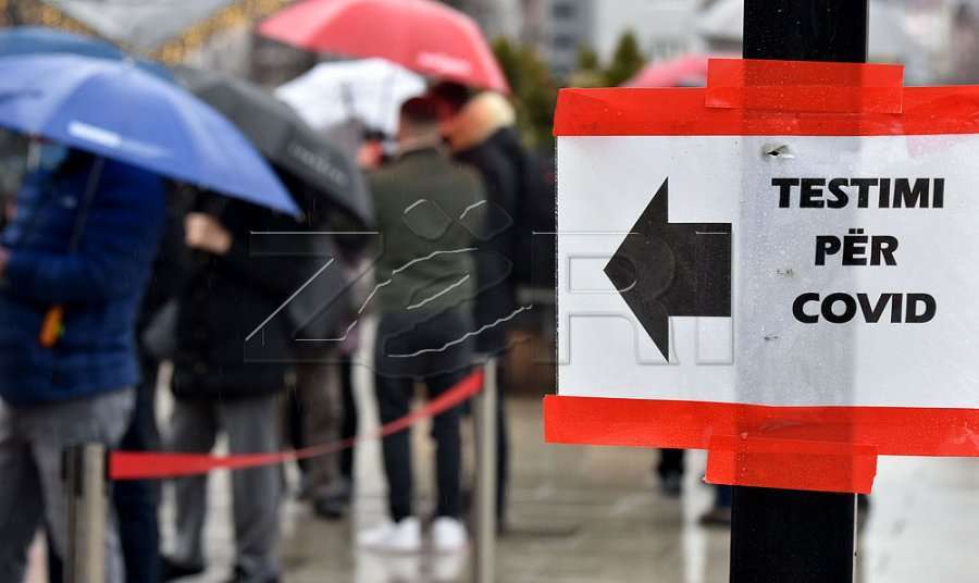 Të infektuarit në pritje të parave nga komunat