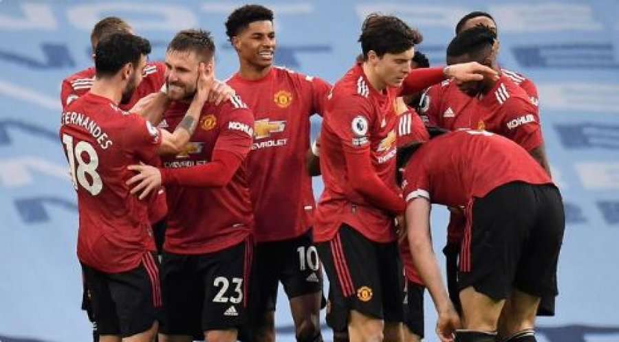 Derbi i Manchesterit i takon Unitedit, City “thyhet” pas 28 ndeshjeve