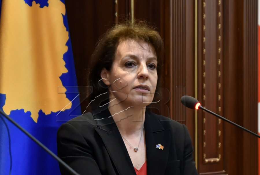 Gjoshi i PDK-së kërkon shkarkimin e Donika Gërvallës