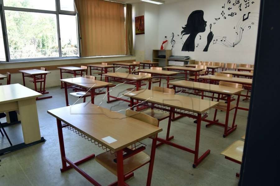 Si e zbuloi punonjësja e shkollës se polici abuzoi seksualisht me nxënësen në Kamenicë?