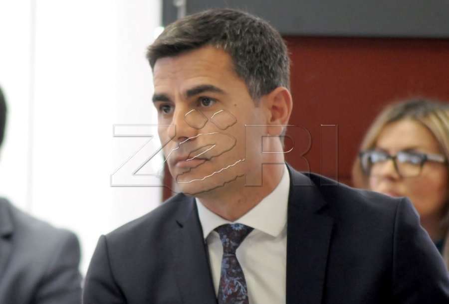 Tahiri padit Idrizin për shpifje: Trego se si jam i korruptuar ose do të përgjigjesh penalisht