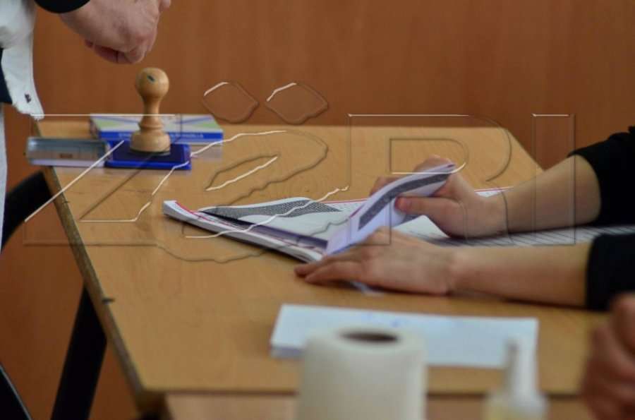 Ky ministër votoi i pari pas hapjes së vendvotimeve