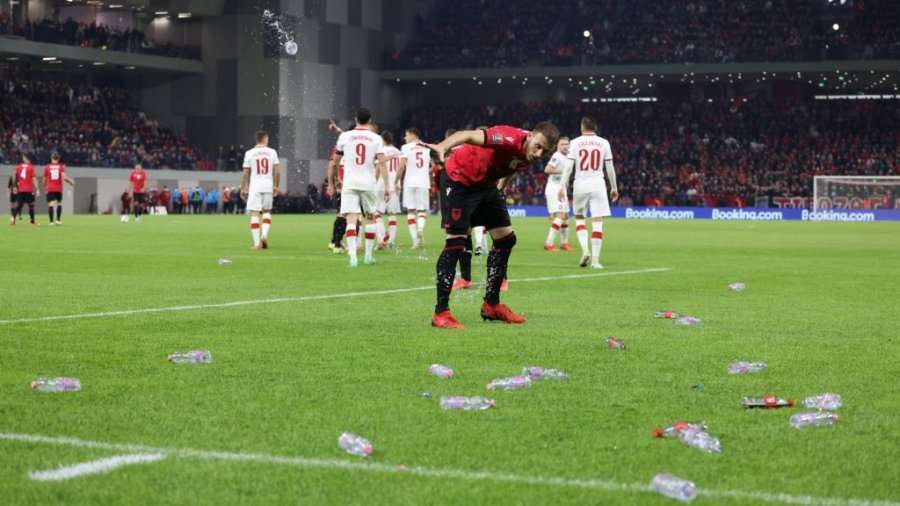 FSHF reagon për incidentin e tifozëve në Tiranë: Polakët provokuan të parët