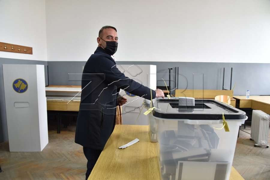 Haradinaj: Sot është ditë feste, i lus qytetarët ta shfrytëzojnë të drejtën e votës