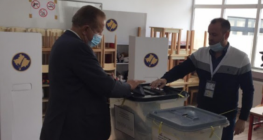 Voton kryetari i AKR-së, Behgjet Pacolli
