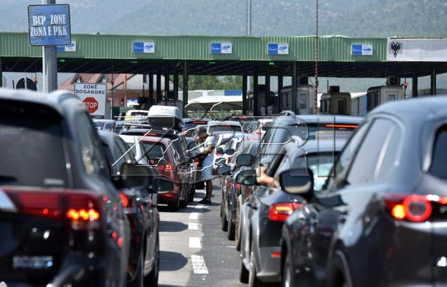 Masat e reja, s’mund të hyni në Kosovë pa dy doza të vaksinës