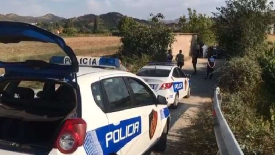 Krim në familje në Divjakë, burri vret gruan dhe veten