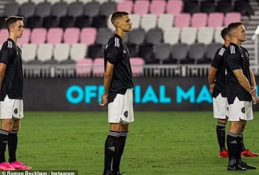 Djali i Beckhamit, Romeo bën debutimin profesional në futboll