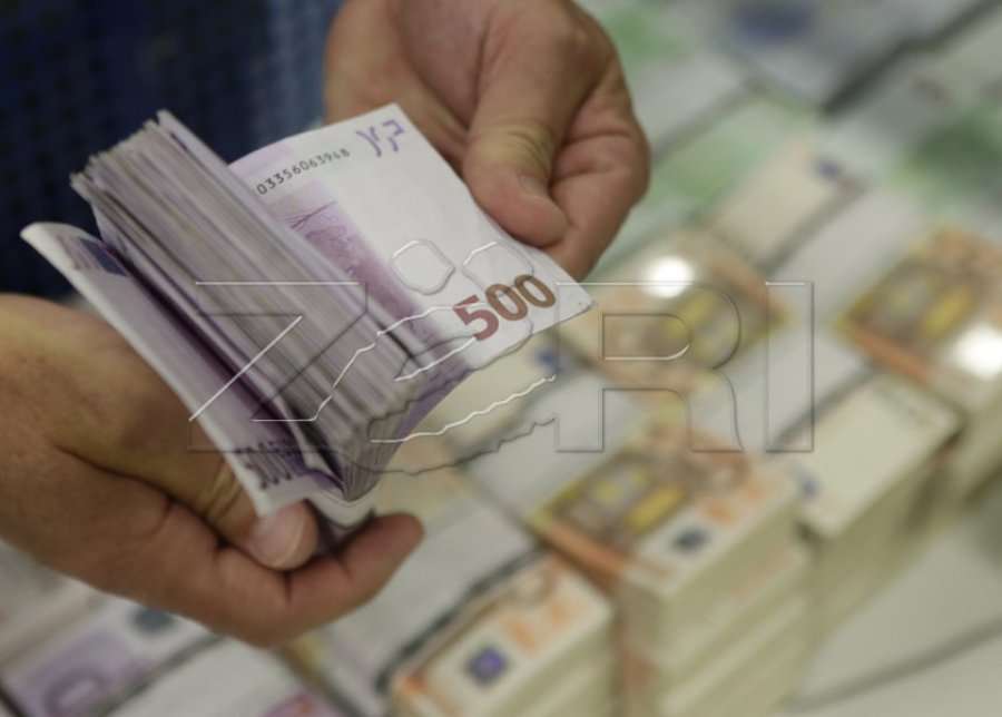 Paratë e diasporës diktojnë rritjen ekonomike